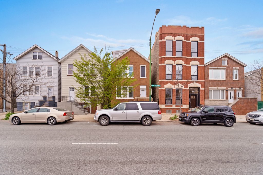 030-518NorthAshlandAvenue-Chicago-IL-60622-SMALL